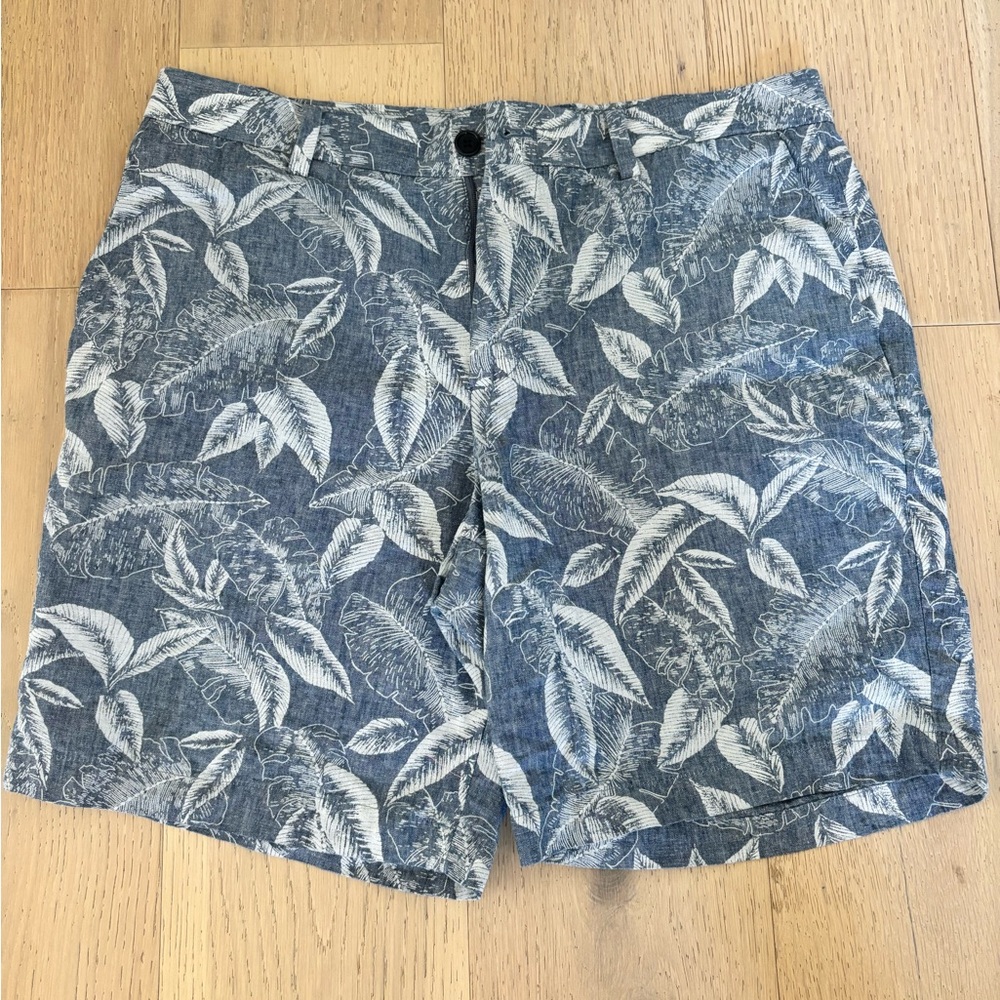 Banana Republic Hawaiian Shorts 34
